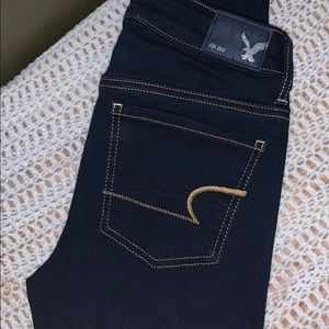 BRAND NEW American eagle super stretch jeans